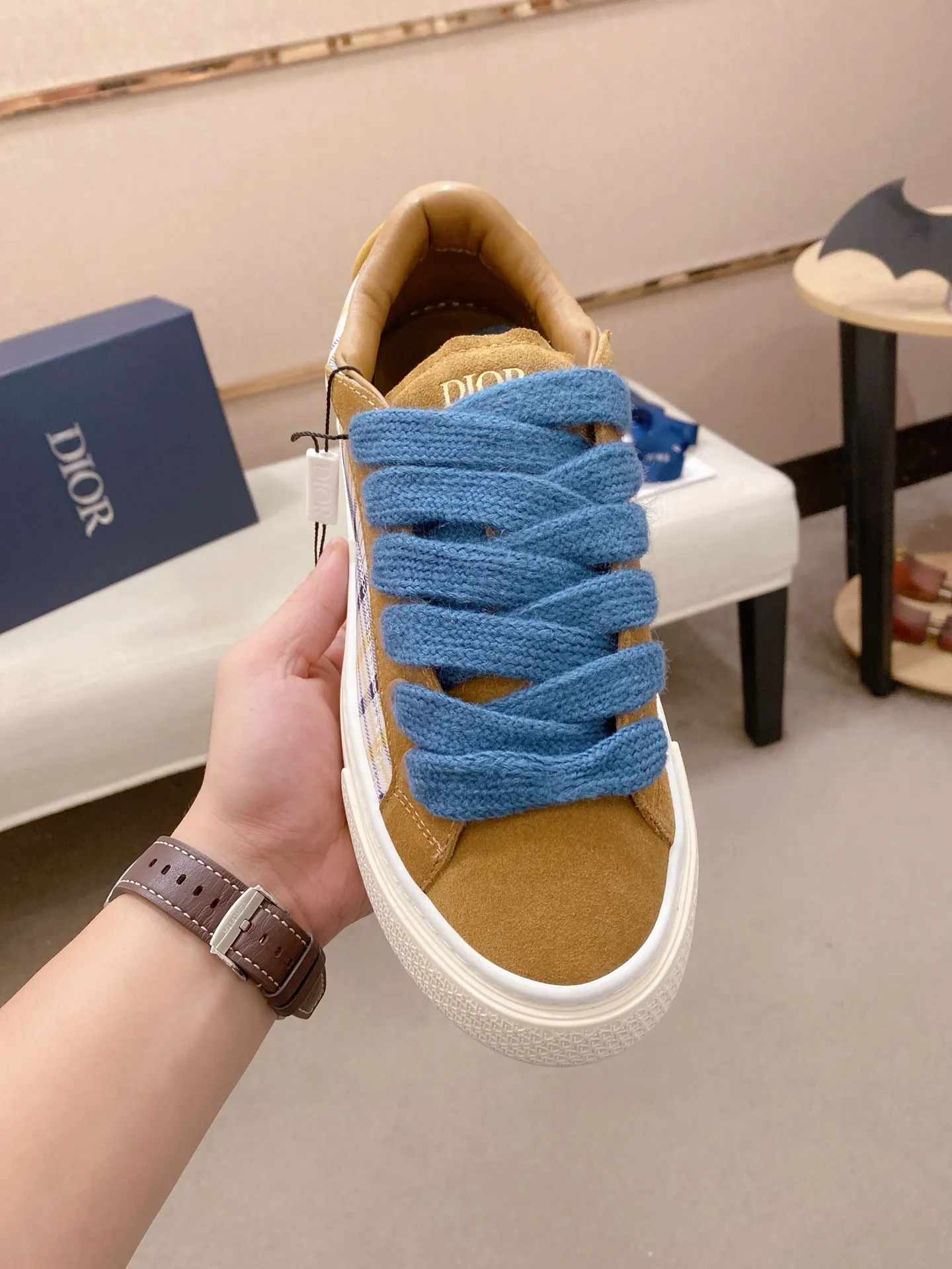 Factory price: 300 Men's shoes 💰[Dior·Dior] Top 🔍Couple style 💏🔍New casual sports style couple shoes, new four-season design, perfect workmanship, lace-up lazy style to create cabinet quality, upper: imported first-layer cowhide, sheepskin lining is soft and comfortable, ultra-light TPU wear-resistant outsole, simple, versatile fashion men's shoes, excellent color code number 35--44